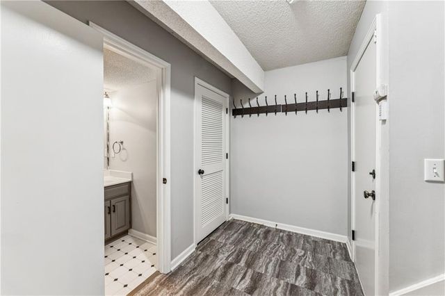 571 W Northview Street, Olathe, KS 66061