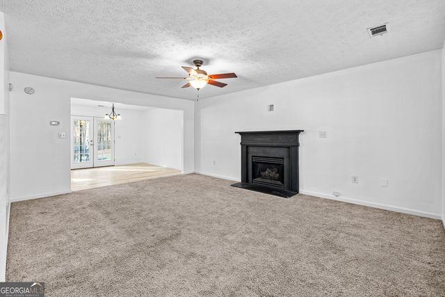 19 Rayner Drive, Newnan, GA 30265