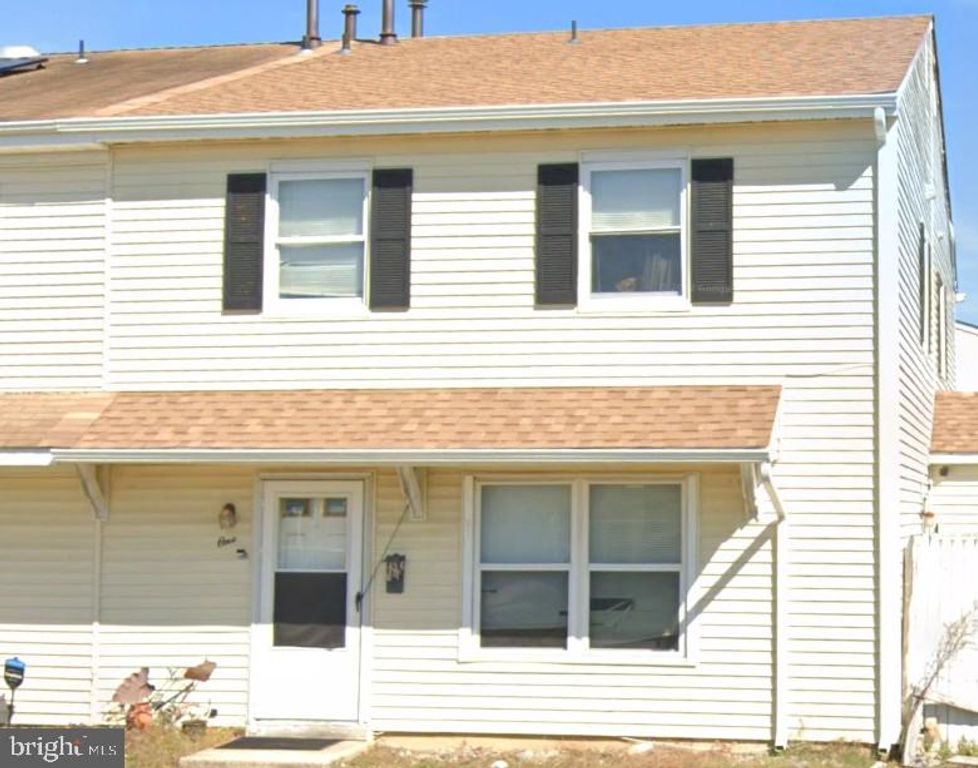 1 LEHIGH CT, Sicklerville, NJ 08081