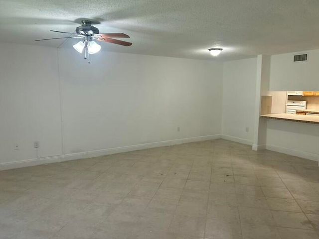 3432 NW 86th Way D204, Sunrise, FL 33351