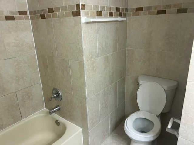 3432 NW 86th Way D204, Sunrise, FL 33351