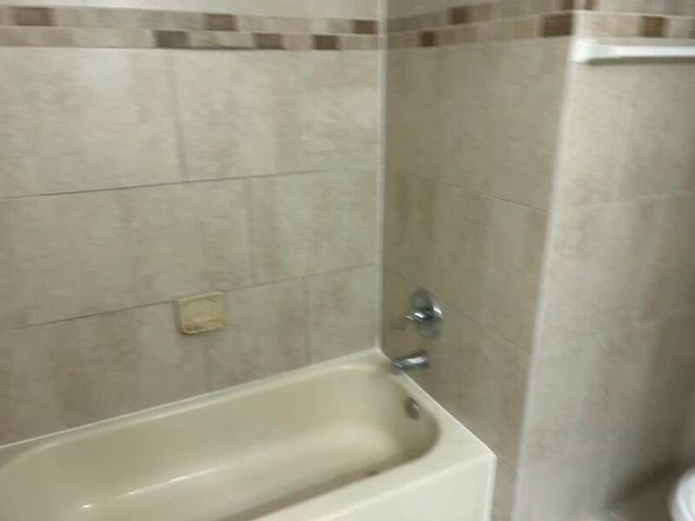 3432 NW 86th Way D204, Sunrise, FL 33351