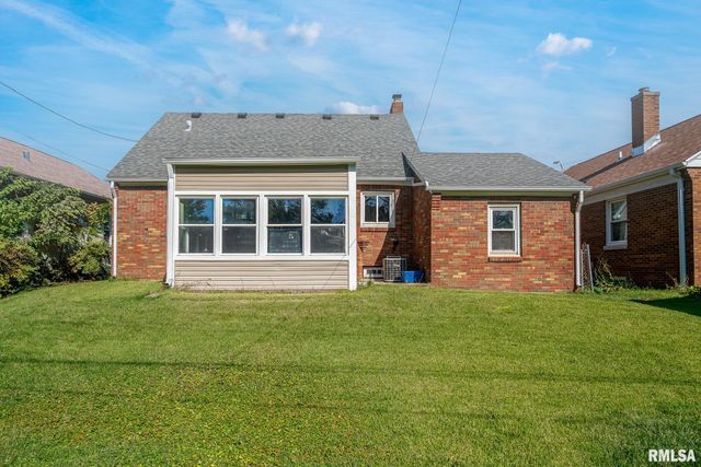 2424 AVENUE OF THE CITIES, Moline, IL 61265