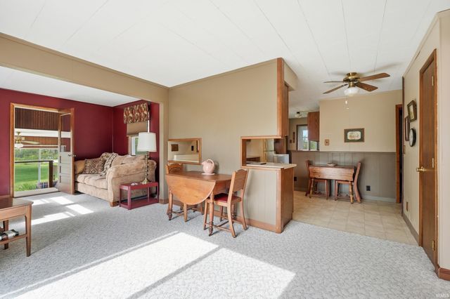 151 Ems C27c Lane, Warsaw, IN 46582