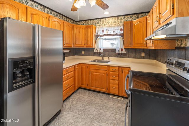 1033 State Route 196, Hudson Falls, NY 12839