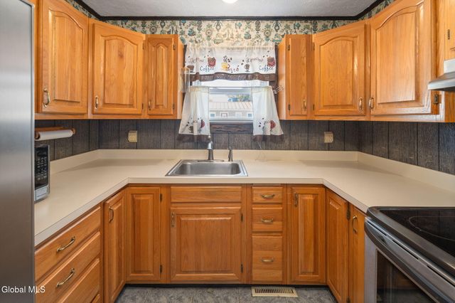 1033 State Route 196, Hudson Falls, NY 12839