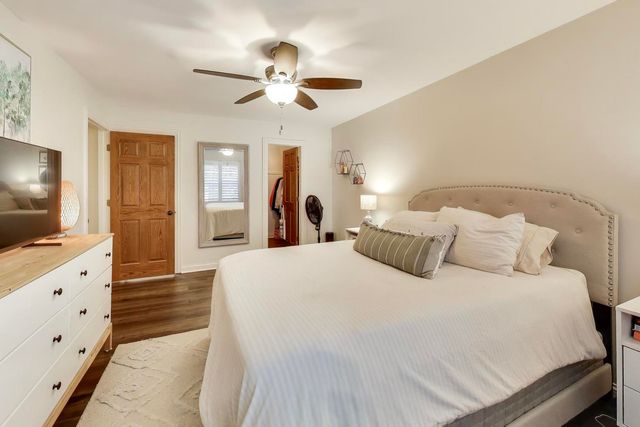 1530 E Northwest Highway 2A, Arlington Heights, IL 60004