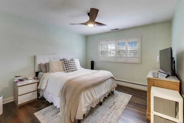 1530 E Northwest Highway 2A, Arlington Heights, IL 60004