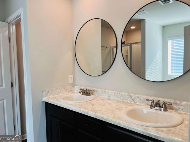 18 Ulsh Park Drive, Newnan, GA 30265