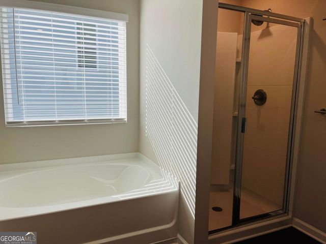 18 Ulsh Park Drive, Newnan, GA 30265