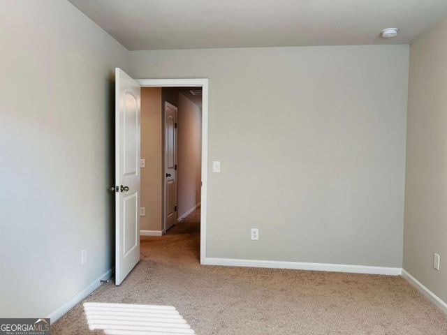 18 Ulsh Park Drive, Newnan, GA 30265