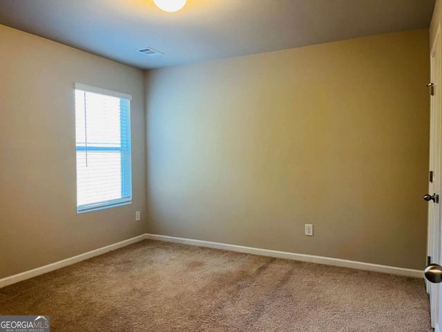 18 Ulsh Park Drive, Newnan, GA 30265