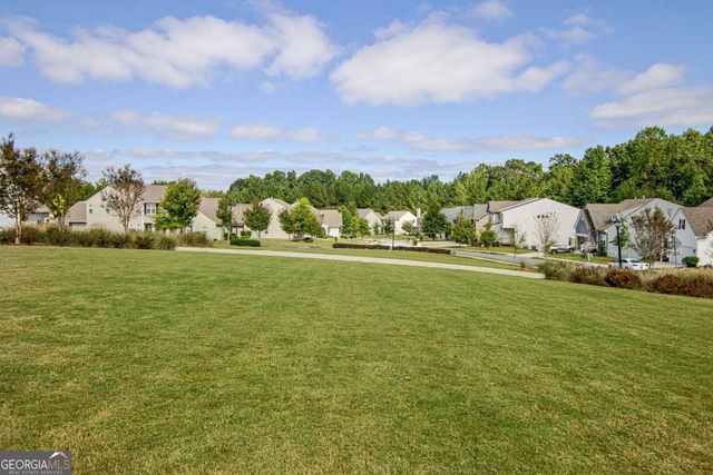 18 Ulsh Park Drive, Newnan, GA 30265