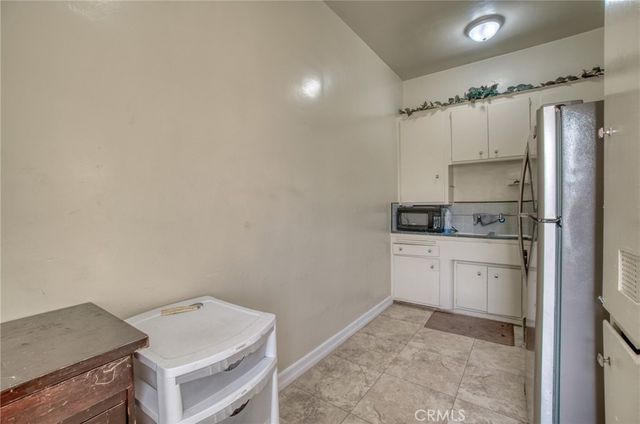 11123 S Western Avenue, Los Angeles, CA 90047
