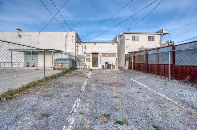 11123 S Western Avenue, Los Angeles, CA 90047