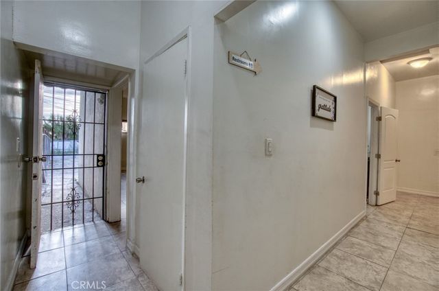 11123 S Western Avenue, Los Angeles, CA 90047