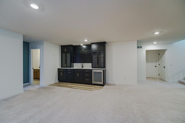 17652 Jett Circle SE, Prior Lake, MN 55372