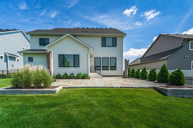 17652 Jett Circle SE, Prior Lake, MN 55372