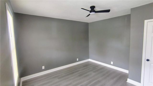1300 Barnett Avenue, Kansas City, KS 66102