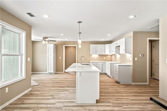 705 Pearl Street, East Lynne, MO 64743