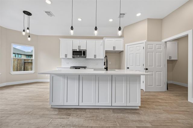 11405 Natalia Lane, Willis, TX 77318