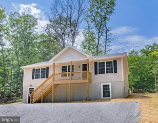 709 PANTHER DR, Winchester, VA 22602