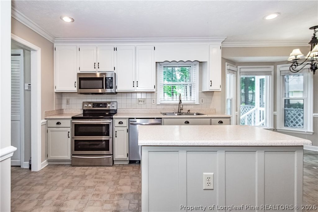 6101 Hollyrood Court, Fayetteville, NC 28311 — photo 17