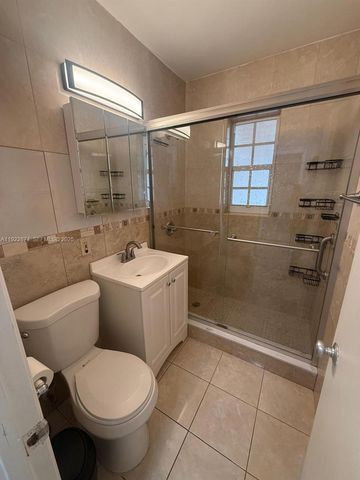 3281 NW 14th Ter 1, Miami, FL 33125