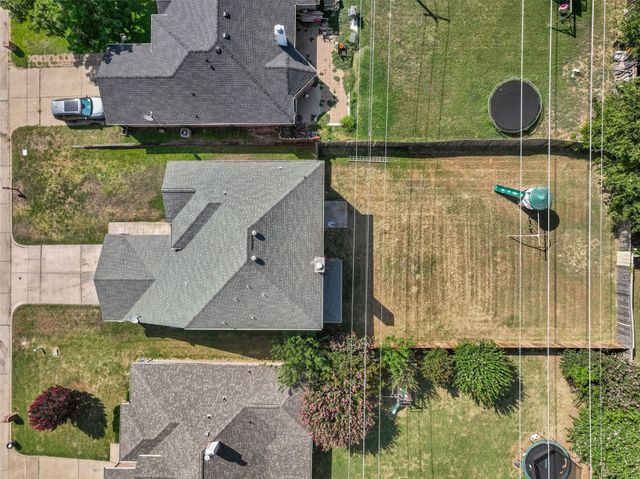 1823 Barbados Drive, Mansfield, TX 76063