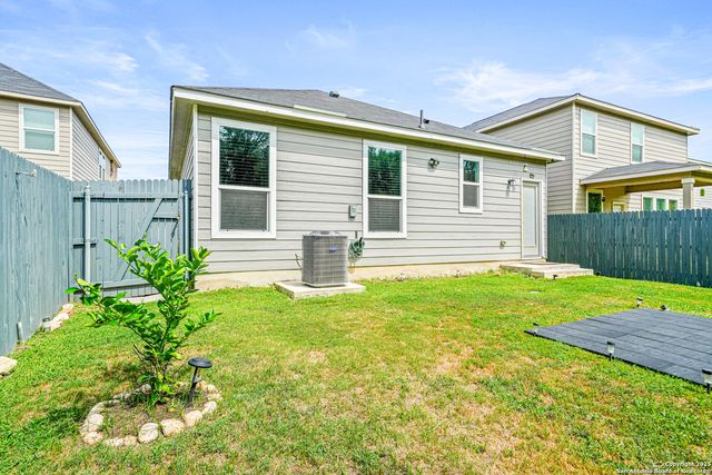1919 Overlook Knoll, San Antonio, TX 78245