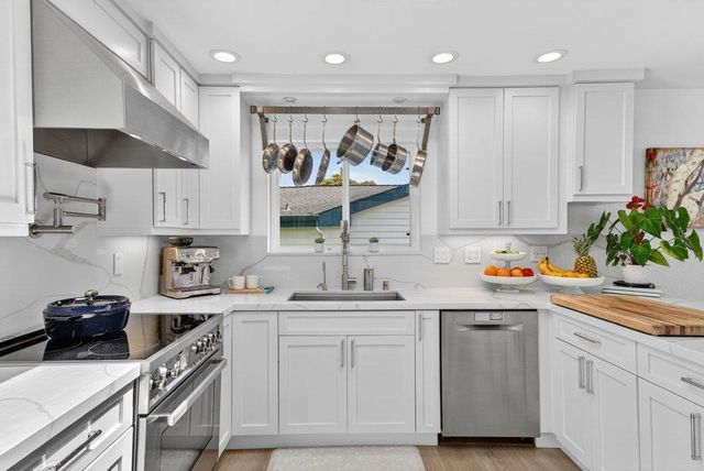 625 Vista Del Mar Drive, Aptos, CA 95003