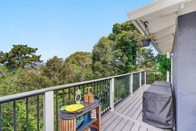 625 Vista Del Mar Drive, Aptos, CA 95003