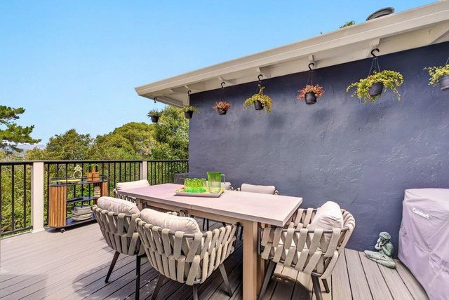 625 Vista Del Mar Drive, Aptos, CA 95003