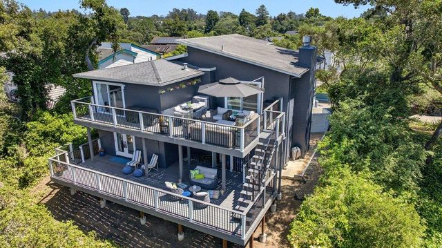 625 Vista Del Mar Drive, Aptos, CA 95003