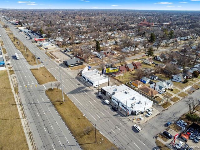 12738 E 8 Mile Road, Detroit, MI 48205