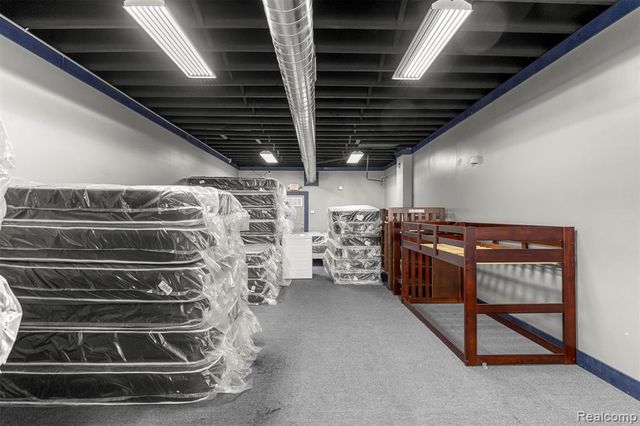 12738 E 8 Mile Road, Detroit, MI 48205