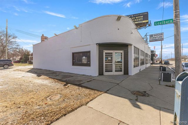 12738 E 8 Mile Road, Detroit, MI 48205