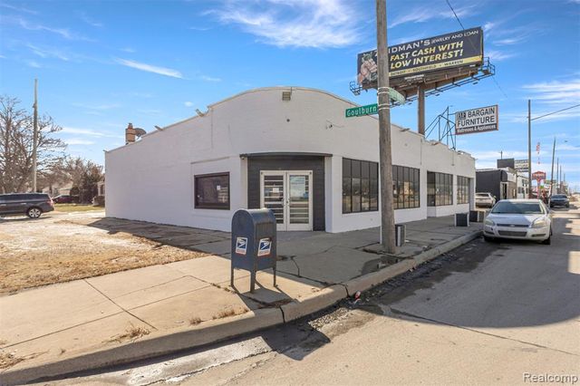 12738 E 8 Mile Road, Detroit, MI 48205