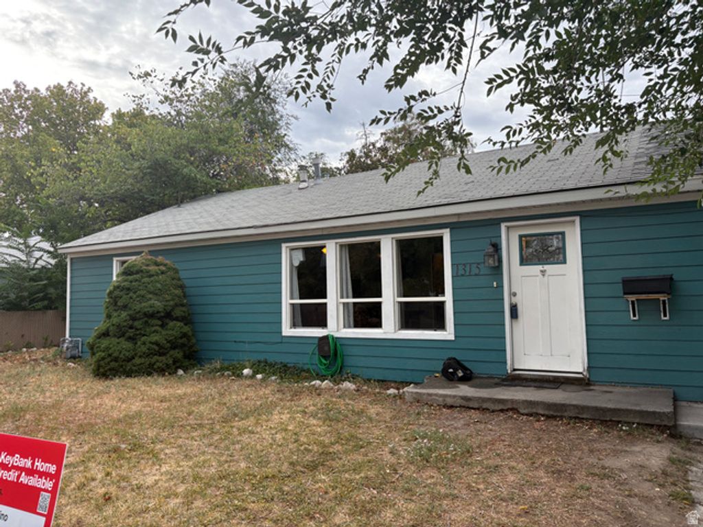 1315 W GILLESPIE AVE, Salt Lake City, UT 84104