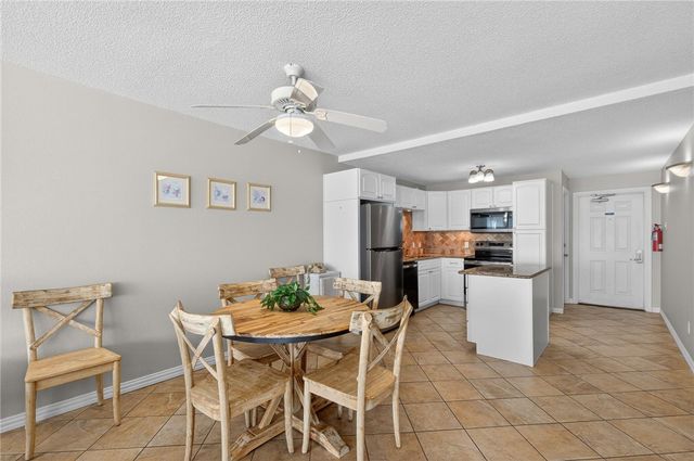 14810 WINDWARD Dr 416, Corpus Christi, TX 78418