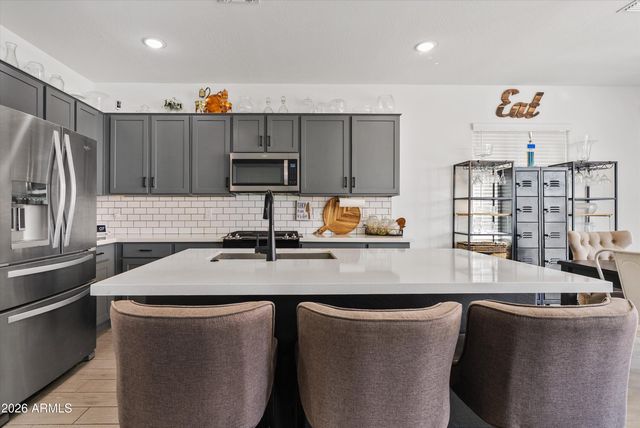 2014 N MARKETSIDE Avenue, Buckeye, AZ 85396