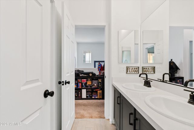 2014 N MARKETSIDE Avenue, Buckeye, AZ 85396