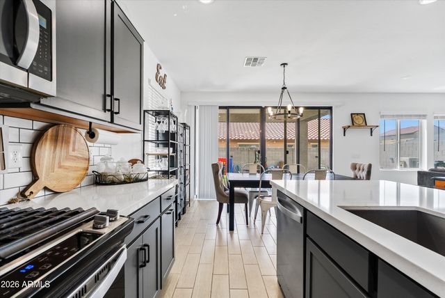 2014 N MARKETSIDE Avenue, Buckeye, AZ 85396