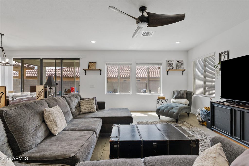 2014 N MARKETSIDE Avenue, Buckeye, AZ 85396 — photo 4