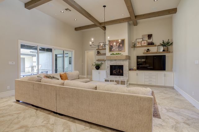 12006 Utica Avenue, Lubbock, TX 79424