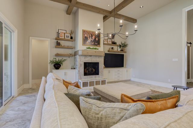 12006 Utica Avenue, Lubbock, TX 79424