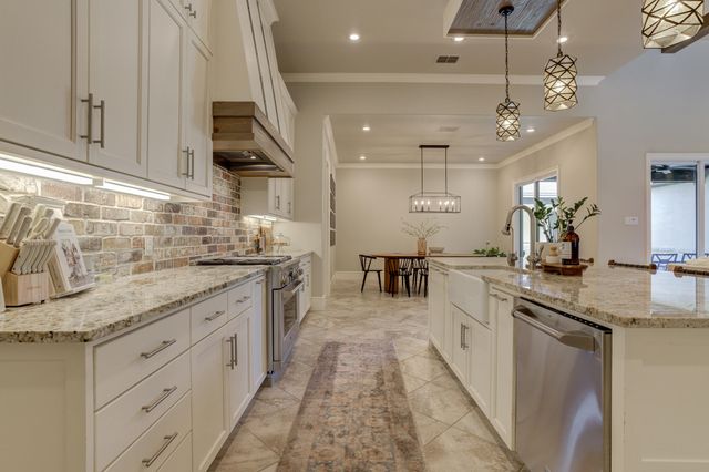 12006 Utica Avenue, Lubbock, TX 79424