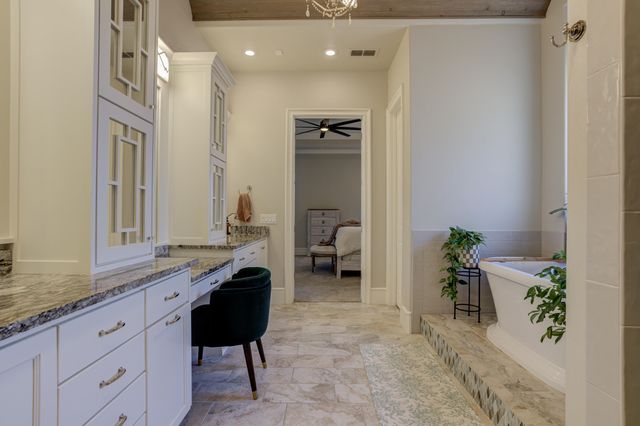 12006 Utica Avenue, Lubbock, TX 79424