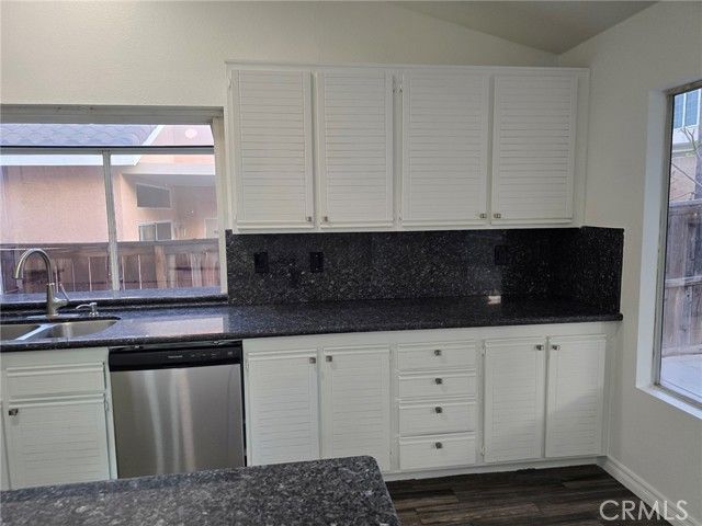 380 Tompkins, Corona, CA 92879