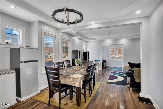 1568 State Street, Schenectady, NY 12304